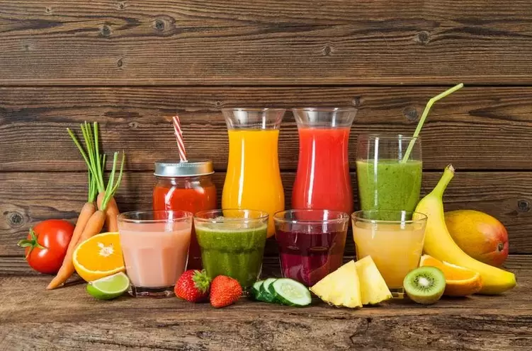 frukt- och grönsaksjuicer för en dricksdiet