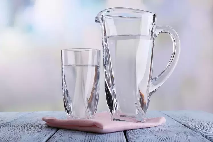 vatten för att dricka diet